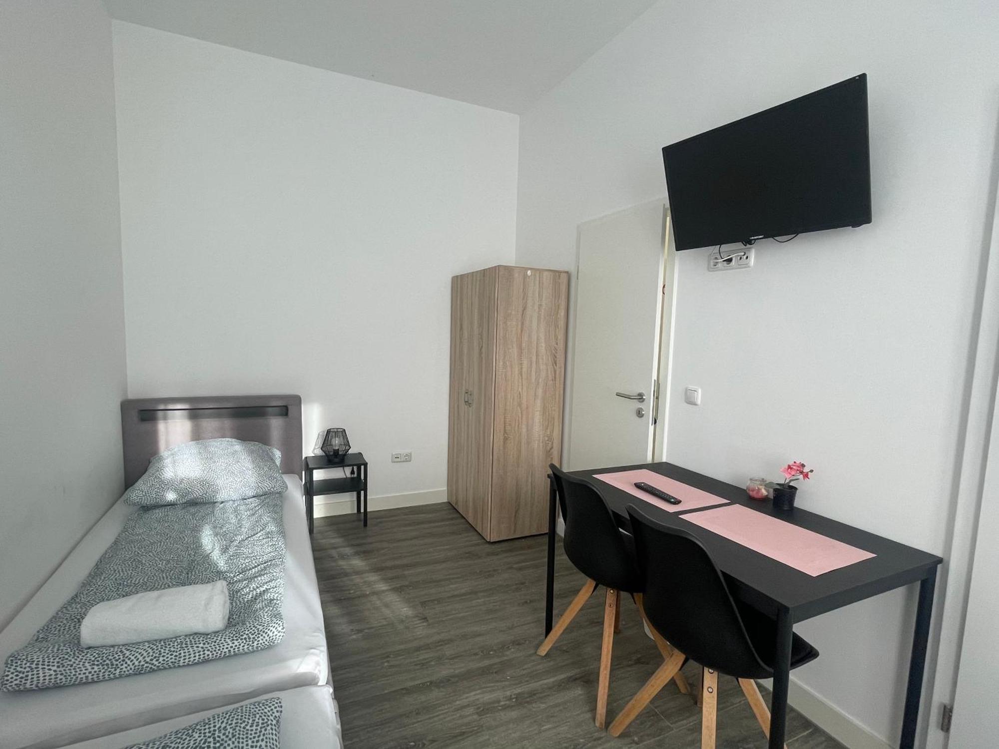 Comfortable Hostel In Wesseling Zewnętrze zdjęcie