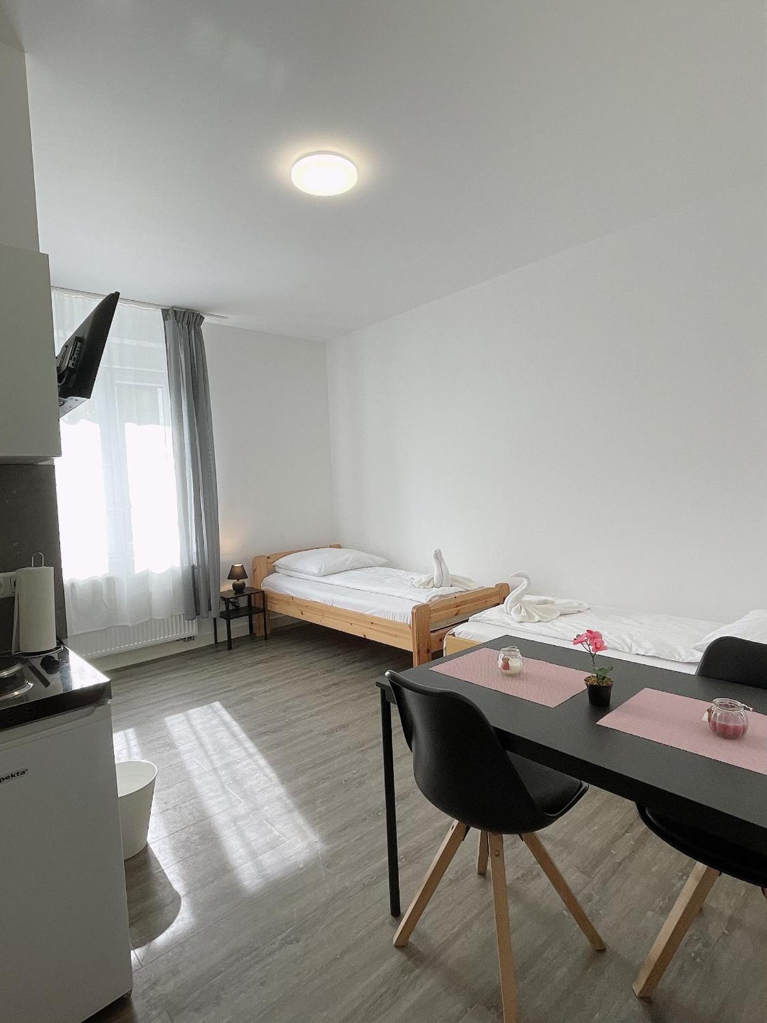 Comfortable Hostel In Wesseling Zewnętrze zdjęcie